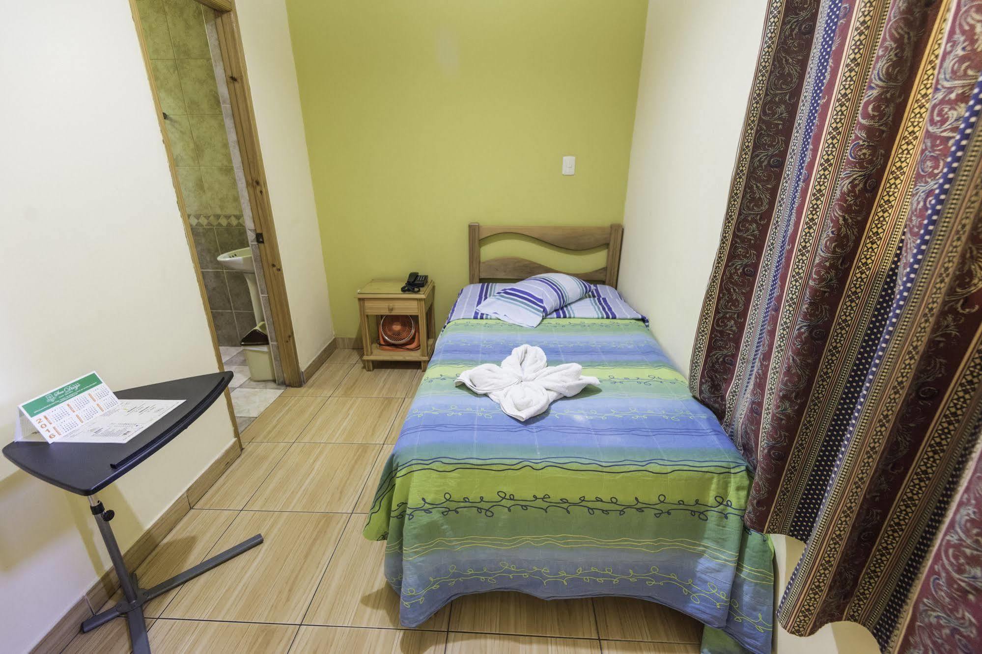 Hotel Ejecutivo San Diego Трухильо Екстериор снимка
